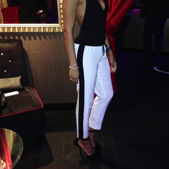 Express Pants - WHITE PANTS W/ BLACK STRIPE